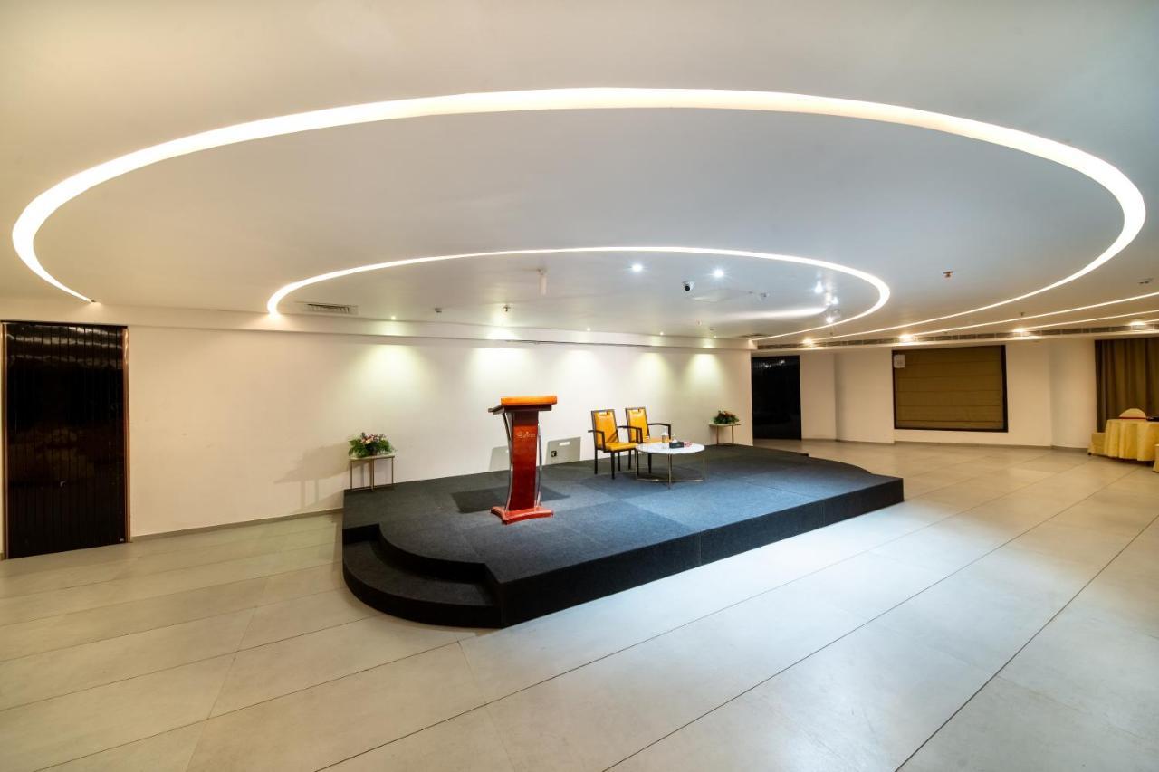 קוז'יקודה Fezinn Hotel - Best Wayanad Hotel In 2024 מראה חיצוני תמונה