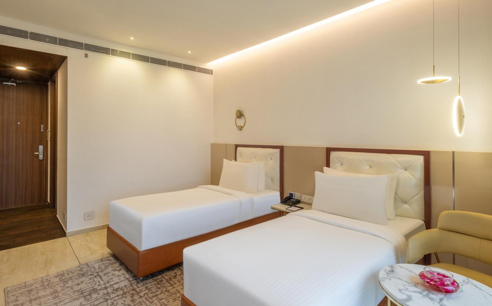 קוז'יקודה Fezinn Hotel - Best Wayanad Hotel In 2024 מראה חיצוני תמונה