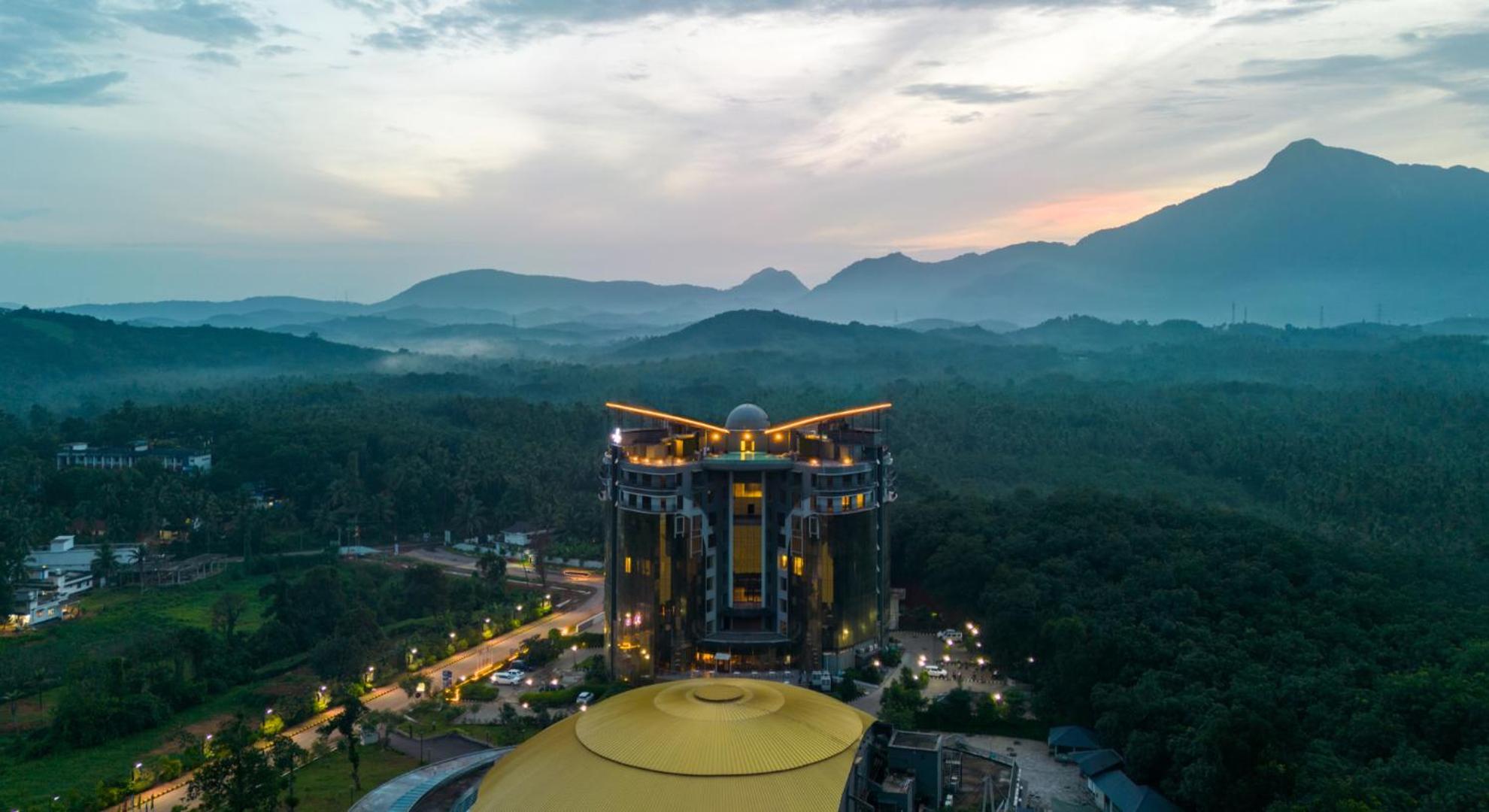 קוז'יקודה Fezinn Hotel - Best Wayanad Hotel In 2024 מראה חיצוני תמונה