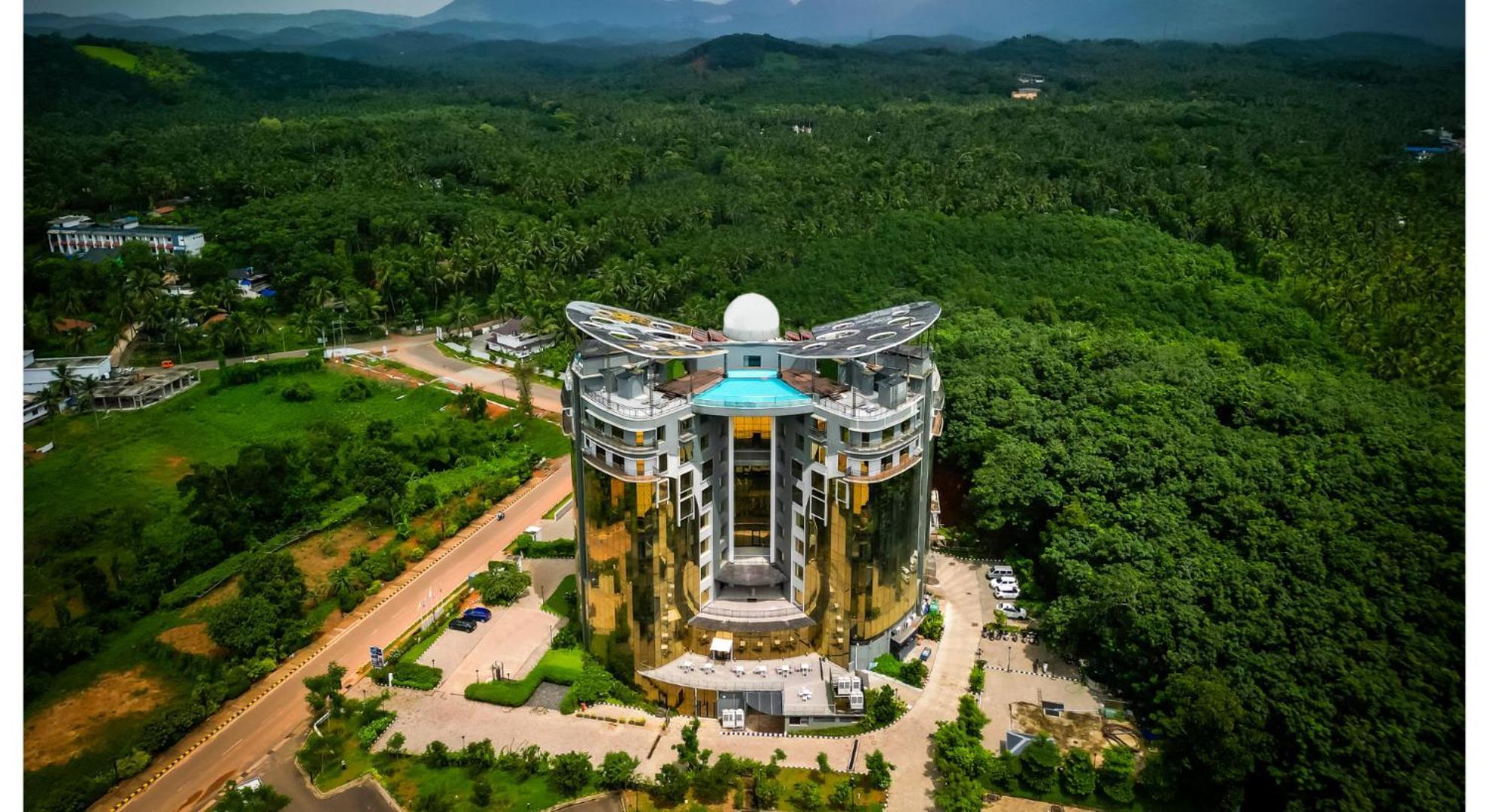 קוז'יקודה Fezinn Hotel - Best Wayanad Hotel In 2024 מראה חיצוני תמונה